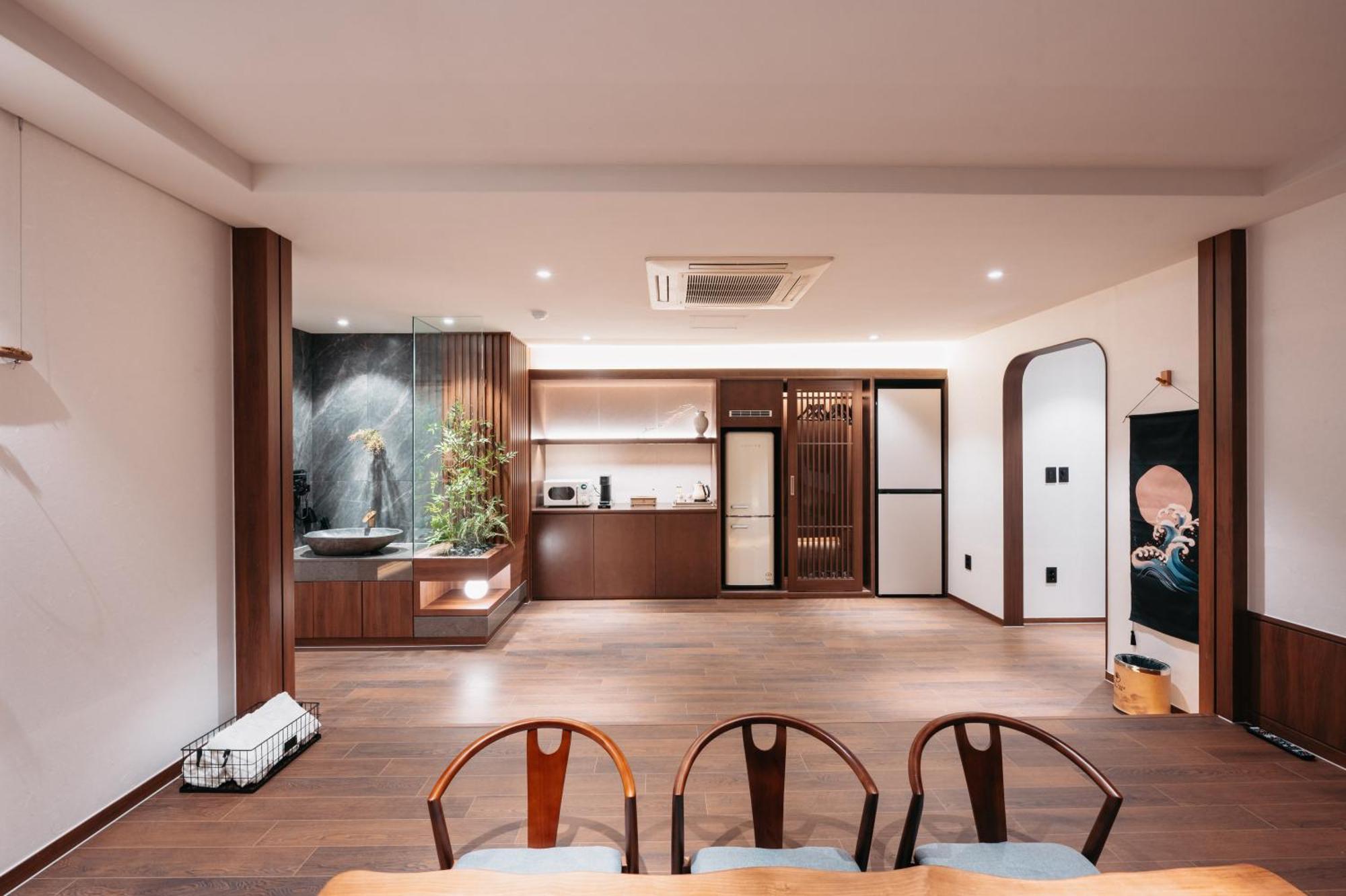Cozy Tree Hotel Seomyeon Busan Rum bild